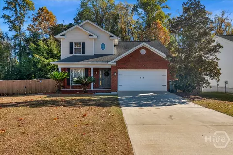 413 Auburn Rd, Glennville, GA 30427