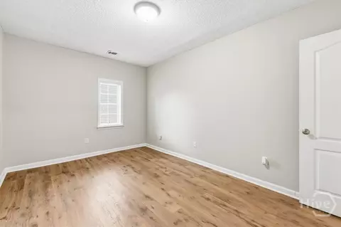 Bedroom - 8701 E Oglethorpe Hwy, Midway, GA 31320 photo 1 of 4