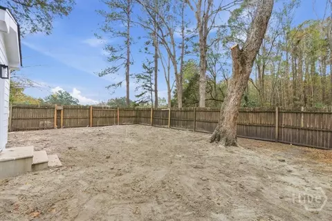 Exterior - 8701 E Oglethorpe Hwy, Midway, GA 31320 photo 4 of 8