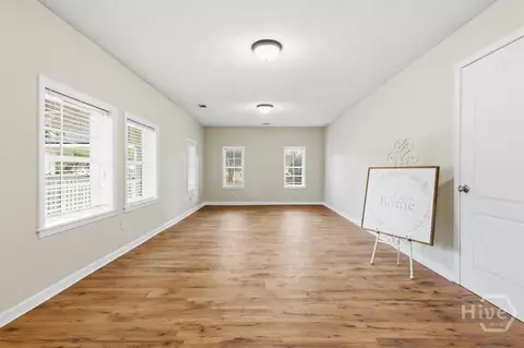 Living - 8701 E Oglethorpe Hwy, Midway, GA 31320 photo 1 of 2