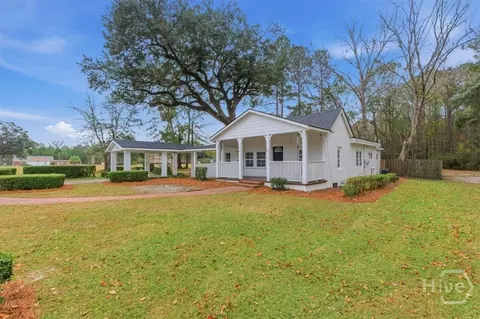 Exterior - 8701 E Oglethorpe Hwy, Midway, GA 31320 photo 2 of 8