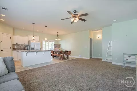 Living - 162 Willow Dr, Guyton, GA 31312 photo 2 of 4