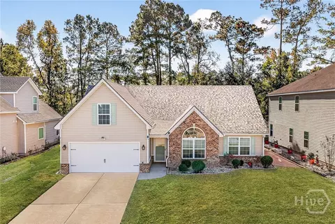 7 Teal Lake Dr, Savannah, GA 31419