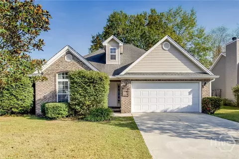 104 Sandstone Dr, Bloomingdale, GA 31302