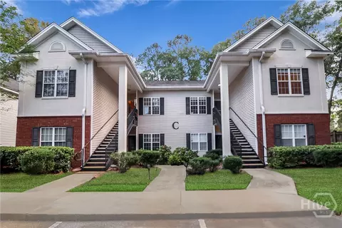 11 River Trace Ct, Savannah, GA 31410