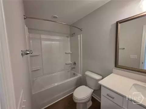Bath - 157 Como Dr, Pooler, GA 31322 photo 3 of 3