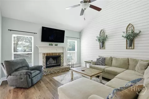 Living - 645 Nease Rd, Guyton, GA 31312 photo 1 of 1