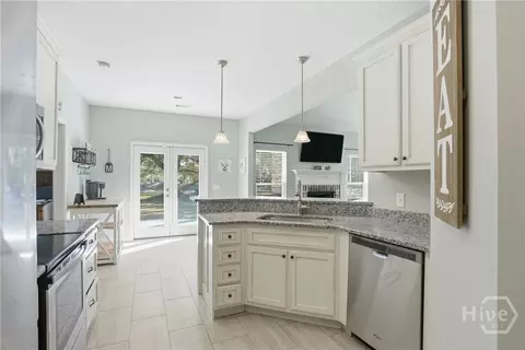 Kitchen - 645 Nease Rd, Guyton, GA 31312 photo 3 of 5