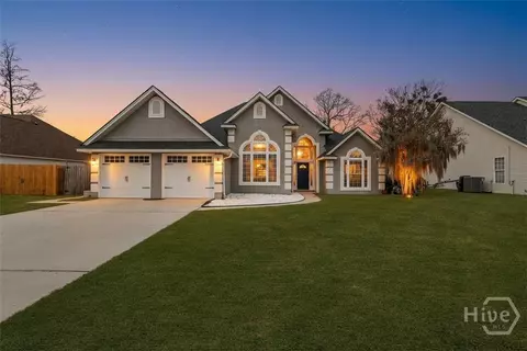 121 Legends Rd, Pooler, GA 31322
