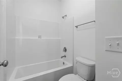 Bath - 536 Brogdon, Guyton, GA 31312 photo 3 of 6