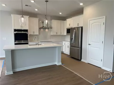 Kitchen - 163 Como Dr, Pooler, GA 31322 photo 1 of 1