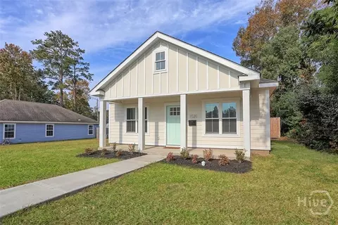 1520 E 56th St, Savannah, GA 31404