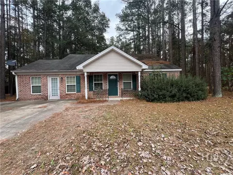 448 Shadowbrook Cir, Springfield, GA 31329