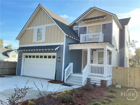 5432 La Roche Ave, Savannah, GA 31406