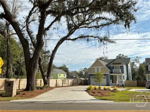 5432 La Roche Ave, Savannah, GA 31406