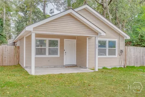 410 Mckenzie Pl, Savannah, GA 31405