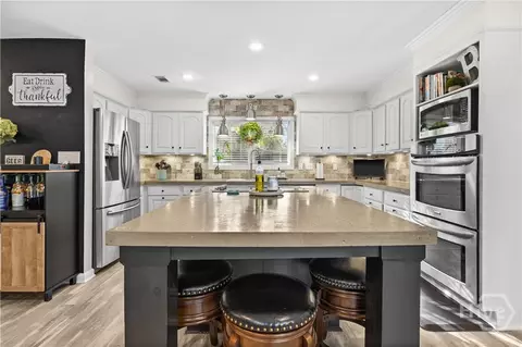 129 Palmetto Dr, Rincon, GA 31326