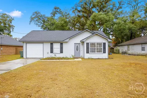 906 Wrenwood Ln, Hinesville, GA 31313