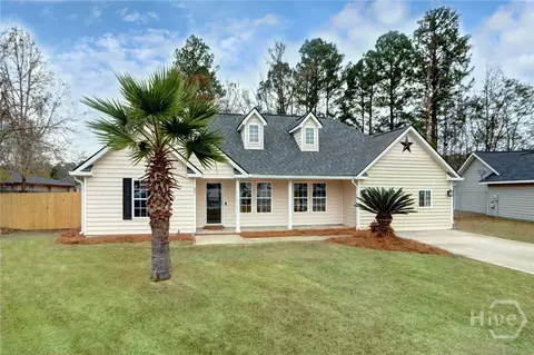 221 Oakwood Ct, Rincon, GA 31326