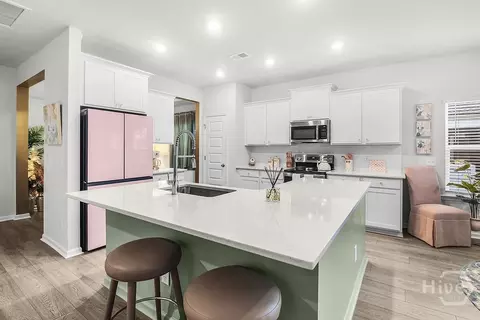 Kitchen - 138 Binscombe Ln, Pooler, GA 31322 photo 1 of 4