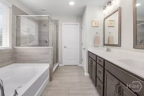 Bath - 259 Harmony Blvd, Pooler, GA 31322 photo 3 of 6