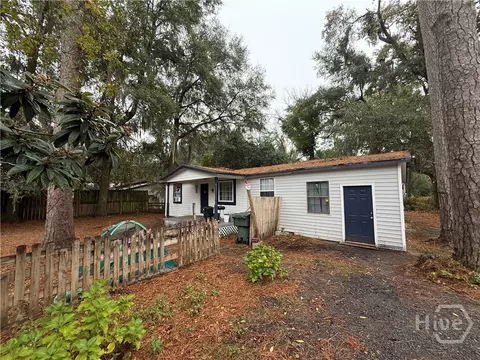 316 Edgewater Rd, Savannah, GA 31406