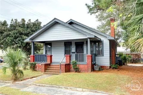 1341 E Waldburg St, Savannah, GA 31401
