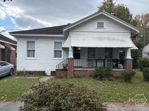 825 E 34th St, Savannah, GA 31401