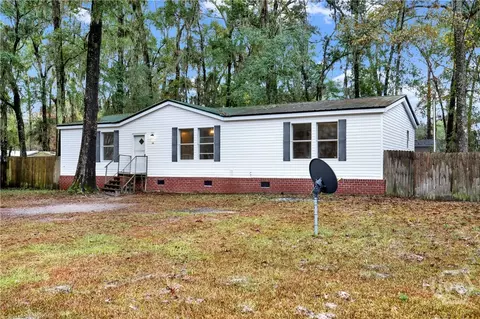 58 Saint Catherine St, Midway, GA 31320