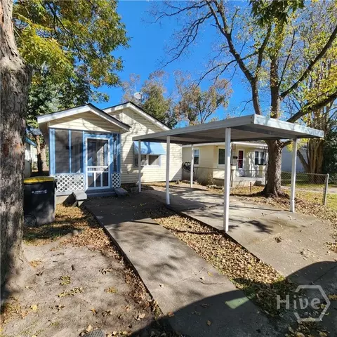 814 W 48th St, Savannah, GA 31405