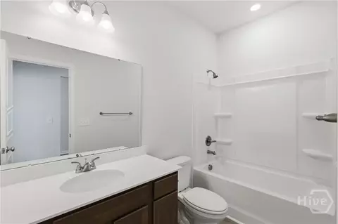 Bath - 183 Daylily Dr, Springfield, GA 31329 photo 1 of 1