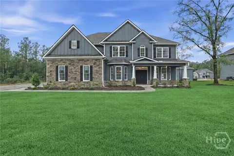 73 Crestview Dr, Guyton, GA 31312