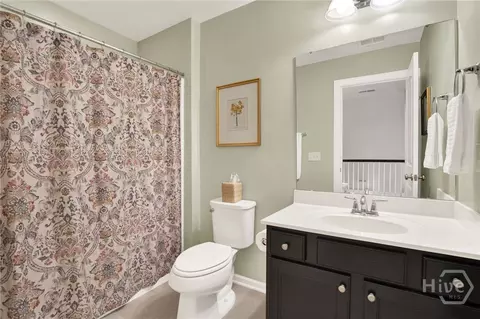 Bath - 17 Belle Gate Ct, Pooler, GA 31322 photo 5 of 5