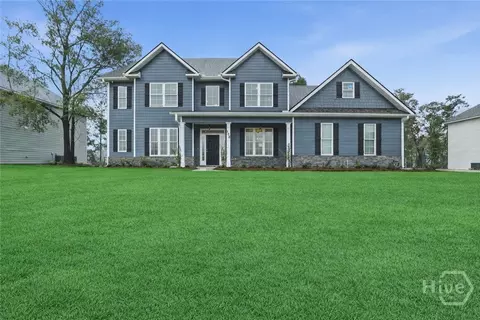 102 Concord Dr, Guyton, GA 31312