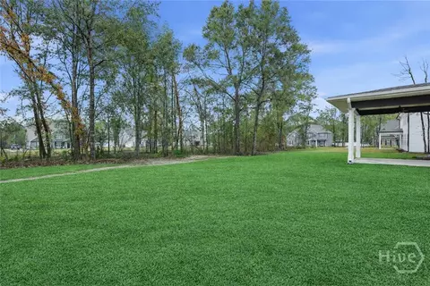 Exterior - 102 Concord Dr, Guyton, GA 31312 photo 6 of 9