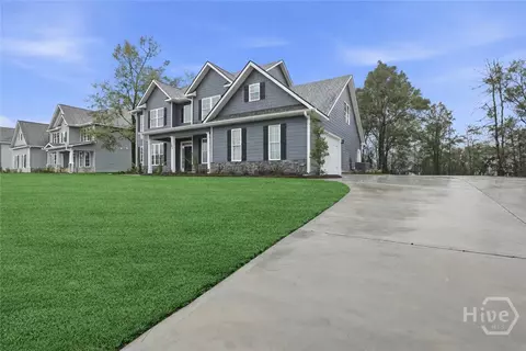 Exterior - 102 Concord Dr, Guyton, GA 31312 photo 2 of 9