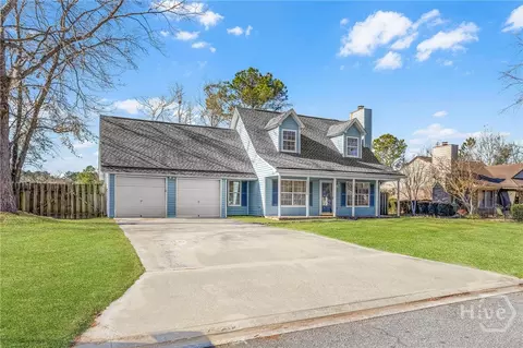 15 W Egrets Nest Ln, Richmond Hill, GA 31324