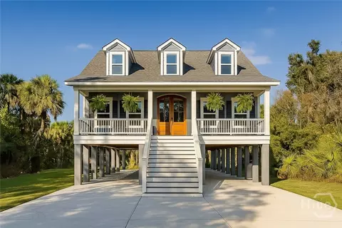 105 Leila Dr, Savannah, GA 31410