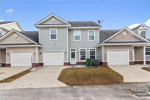 519 Forsyth Dr, Hinesville, GA 31313