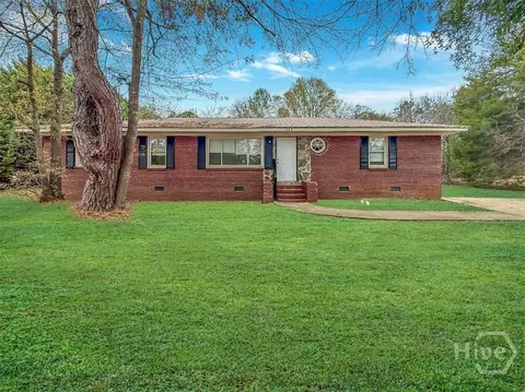 111 Wisconsin Ave, Warner Robins, GA 31093