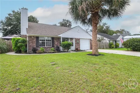 7 Ropemaker Ct, Savannah, GA 31410