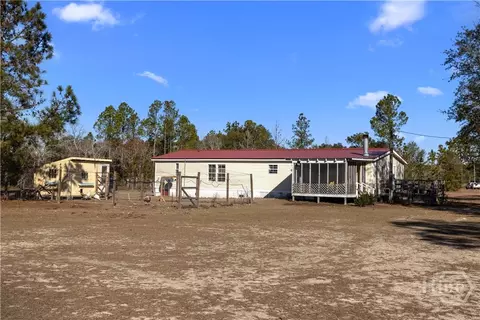 585 Brangus Ln, Collins, GA 30421