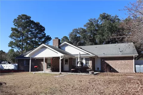 1 Hampton Ct, Rincon, GA 31326