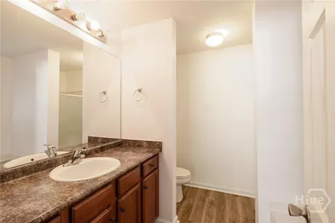 Bath - 104 Terraza Ln, Savannah, GA 31405 photo 2 of 2