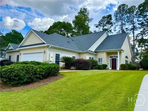 21 Weatherby Cir, Savannah, GA 31405