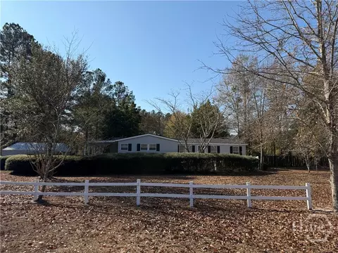 150 Maple Dr, Ellabell, GA 31308