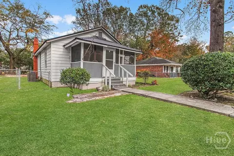 1212 E 70th St, Savannah, GA 31404