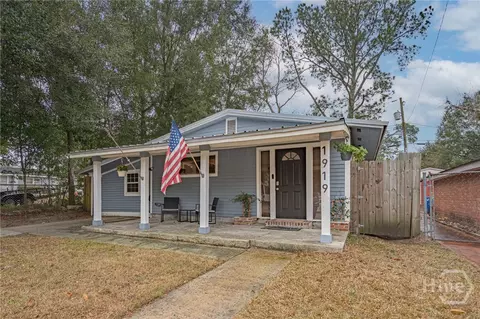 1919 E 51st St, Savannah, GA 31404