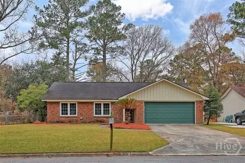 703 Birchwood Rd, Savannah, GA 31419