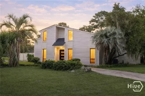 232 Groveland Cir, Savannah, GA 31405